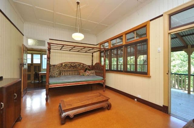 21 Wingarra Street, YEERONGPILLY QLD 4105, Yeerongpilly - Thumbnail 5