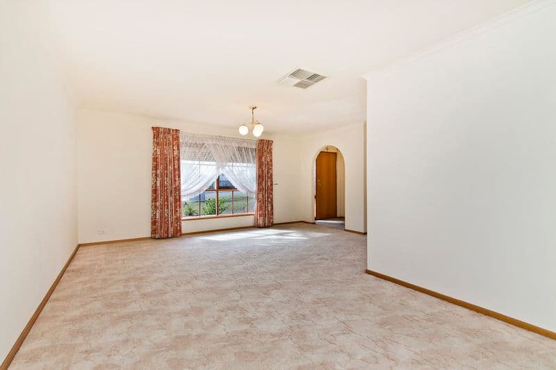 271 Grenfell Road, Redwood Park SA 5097, Redwood Park - Thumbnail 3