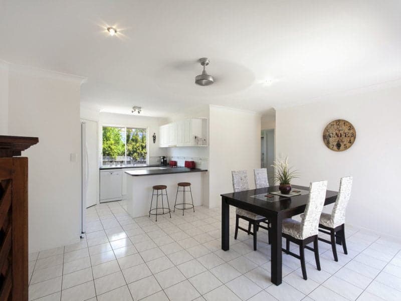 29 Wavecrest Drive, Castaways Beach - Thumbnail 5