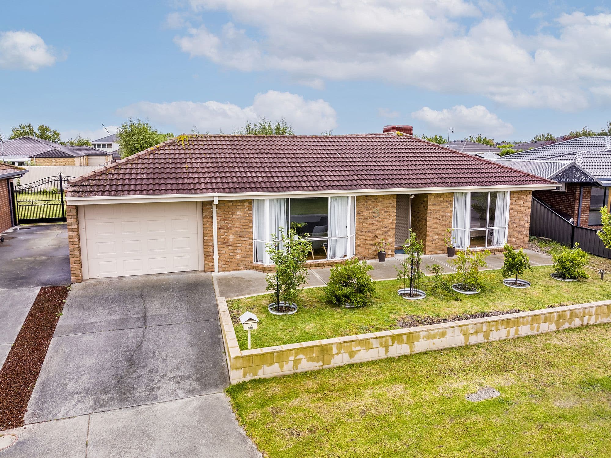3 Fraser Court, Cranbourne North VIC 3977, Cranbourne North - Image 1