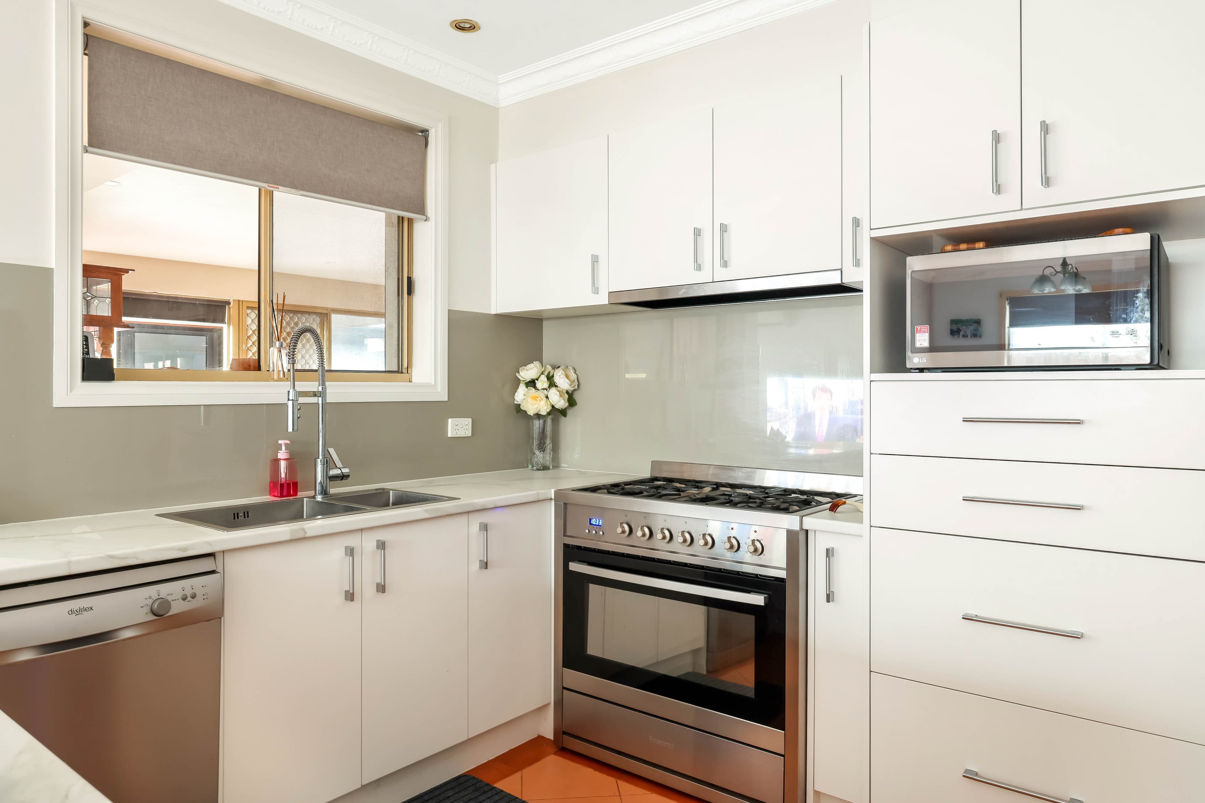 100 Devereaux Street, Oak Park VIC 3046, Oak Park - Thumbnail 7
