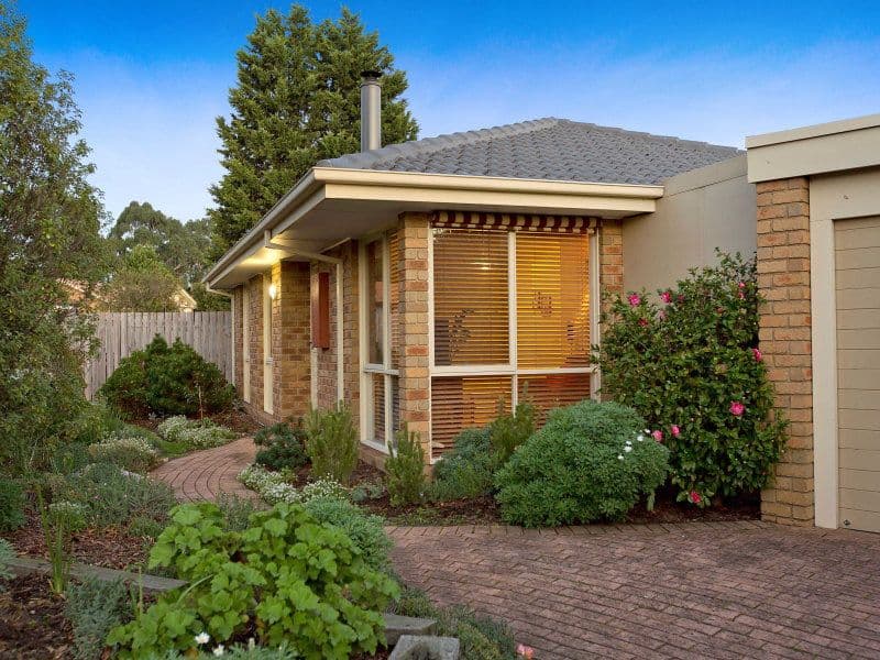 10 Terrence Drive, CRANBOURNE NORTH VIC 3977, Cranbourne North - Thumbnail 2