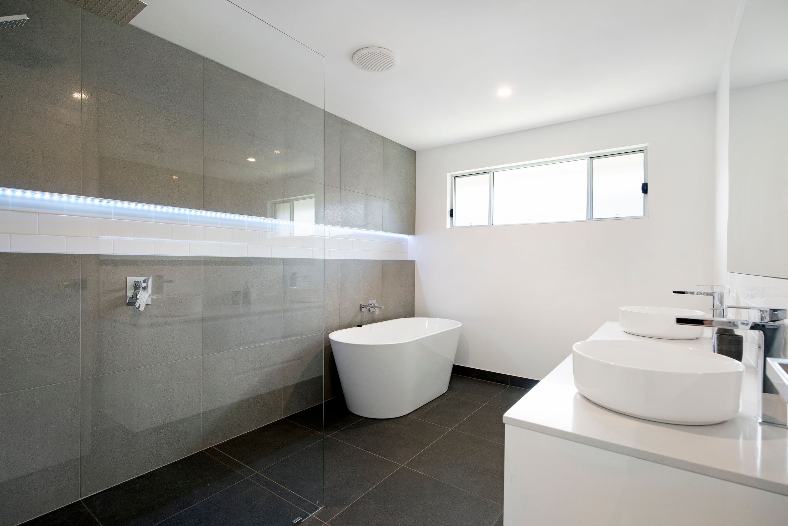 3 Wayfarer Avenue, Mermaid Waters QLD 4218, Mermaid Waters - Thumbnail 6
