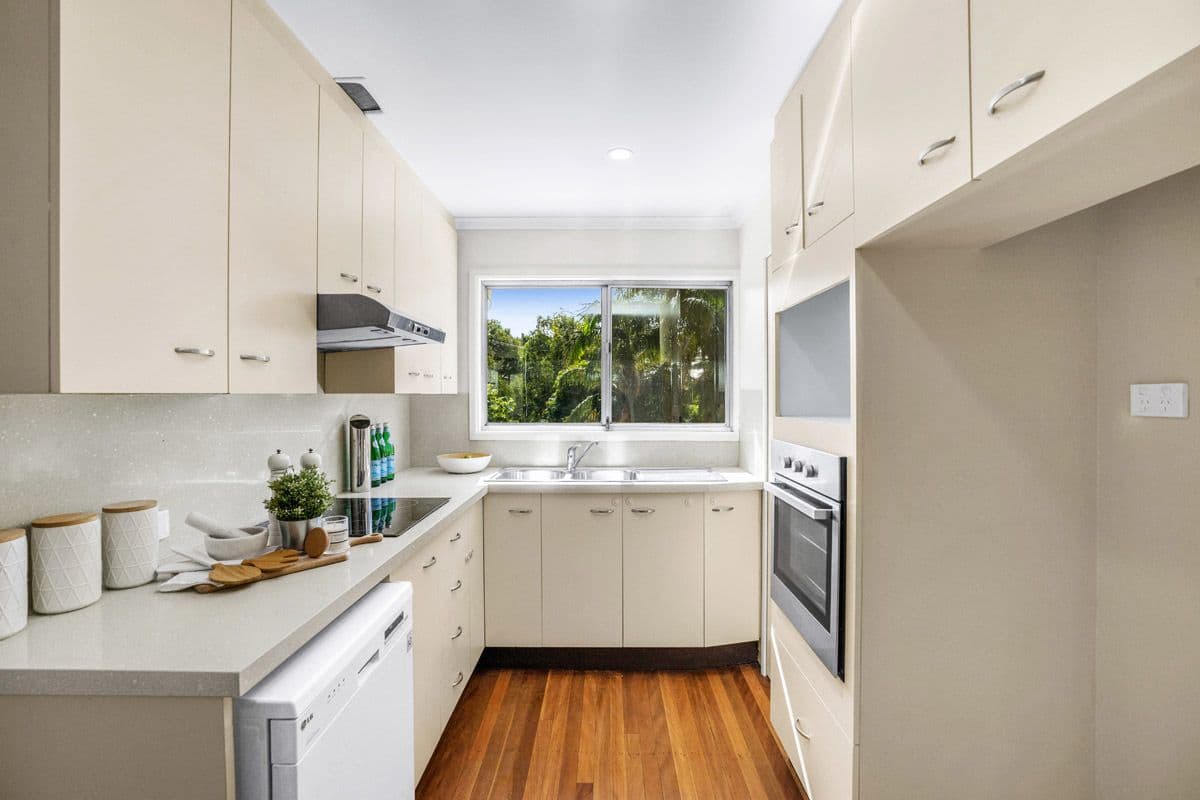 126 Mount Gravatt-Capalaba Road, Upper Mount Gravatt QLD 4122, Upper Mount Gravatt - Thumbnail 3