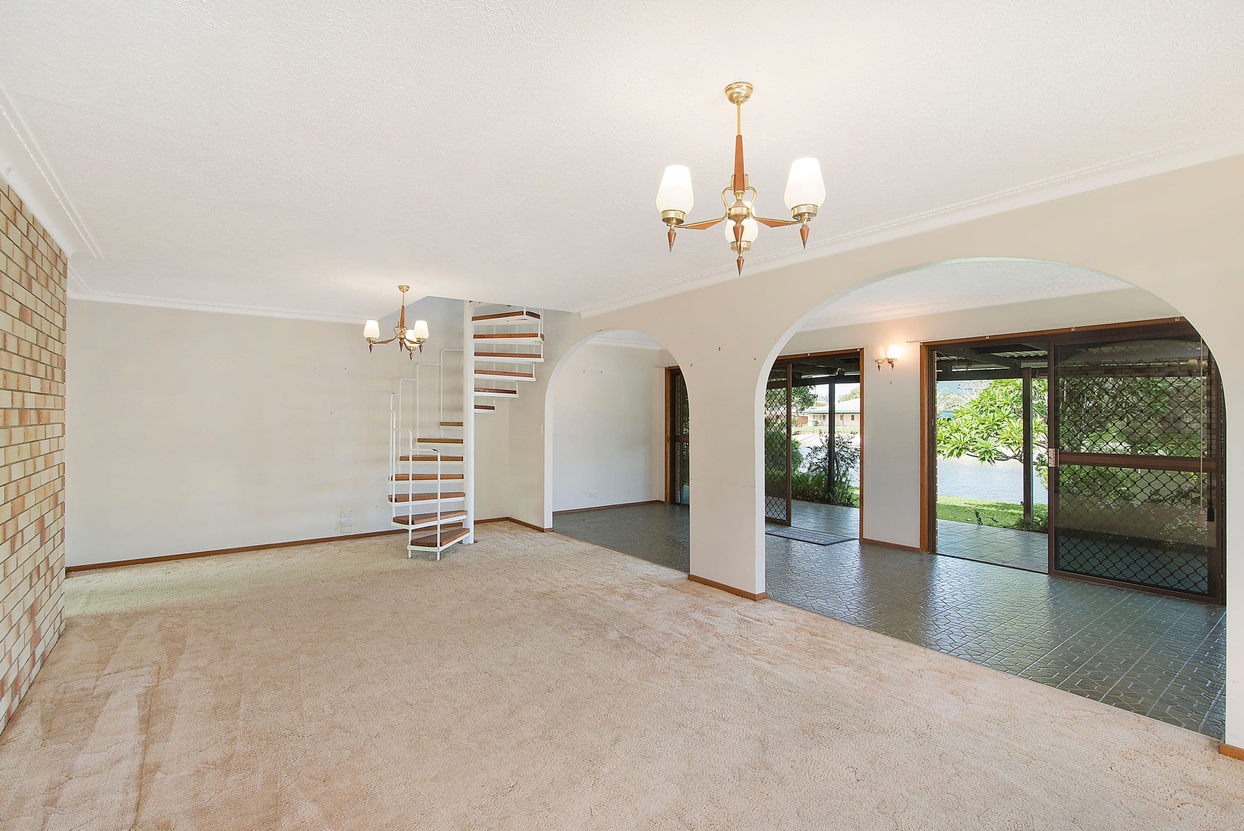 136 Tahiti Avenue, Palm Beach QLD 4221, Palm Beach - Thumbnail 4