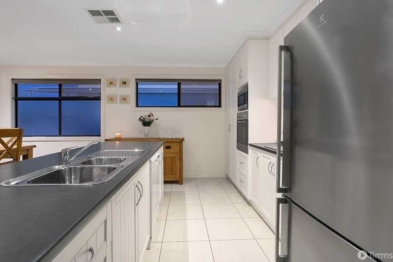 27 Seashore Avenue, Sellicks Beach - Thumbnail 8