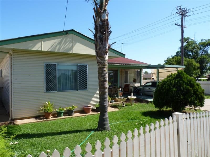 25 Young Street, DUBBO NSW 2830, Dubbo - Image 1