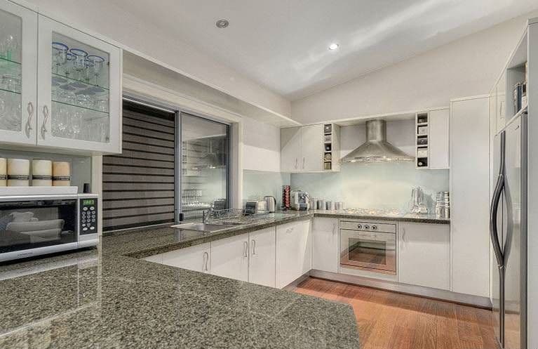 66 Temple Street, Coorparoo QLD 4151, Coorparoo - Thumbnail 3