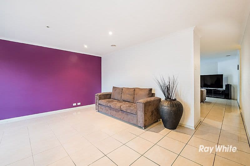 6 Rose Bush Court, Lyndhurst VIC 3975, Lyndhurst - Thumbnail 2