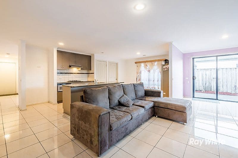 6 Rose Bush Court, Lyndhurst VIC 3975, Lyndhurst - Thumbnail 3