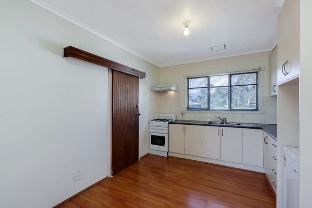 5 Autumndale Avenue, RESERVOIR VIC 3073, Reservoir - Thumbnail 5