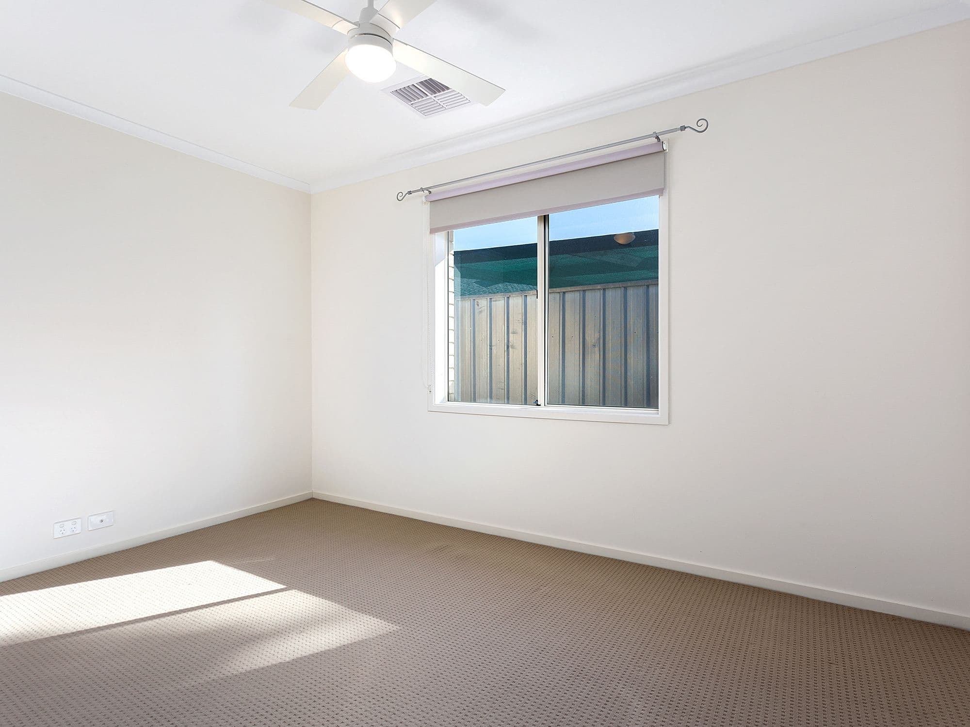 18 Karyn Crescent, Morphett Vale SA 5162, Morphett Vale - Thumbnail 8