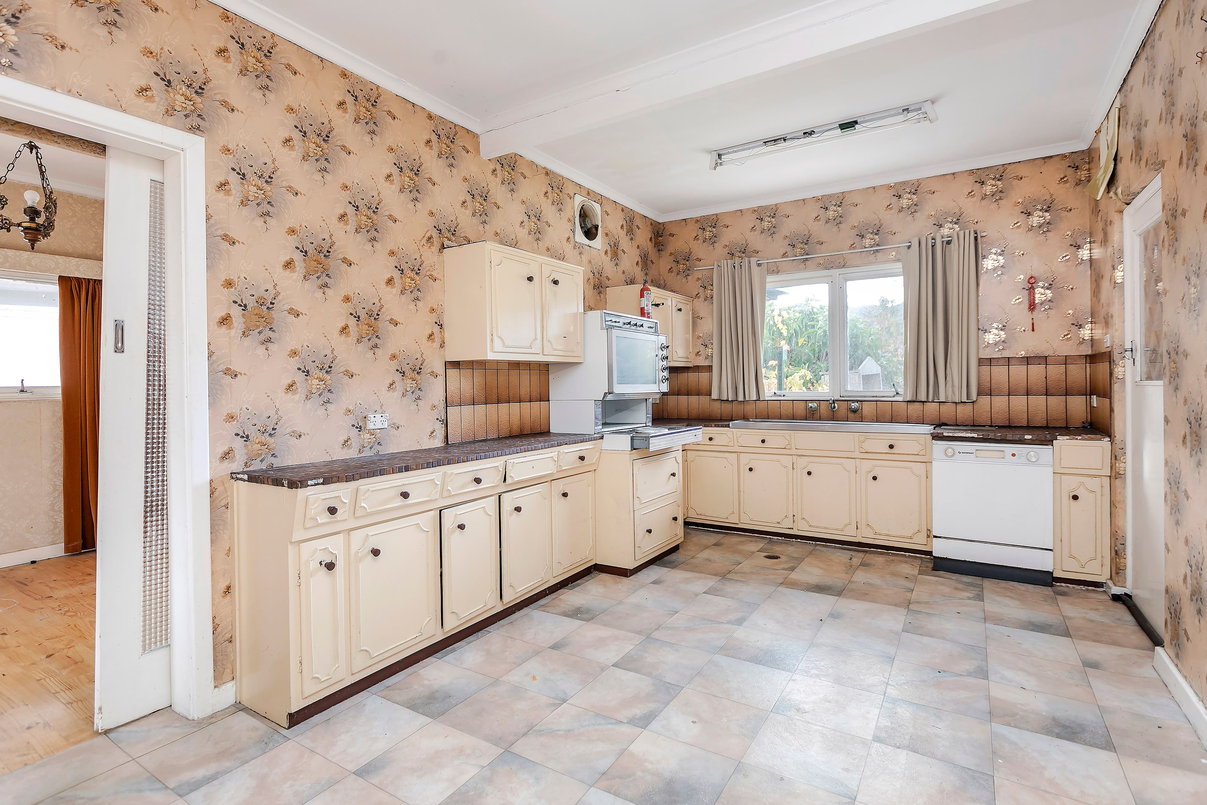 9 Grandview Drive, Panorama SA 5041, Panorama - Thumbnail 4
