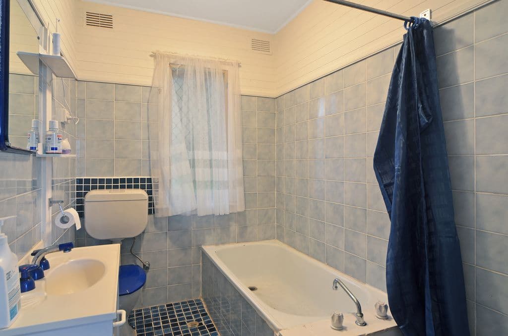 44 Bradman Avenue, Warilla - Thumbnail 5