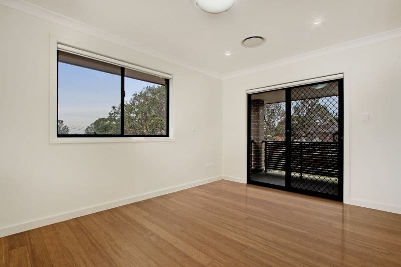 27 Simmat Avenue, CONDELL PARK NSW 2200, Condell Park - Thumbnail 4