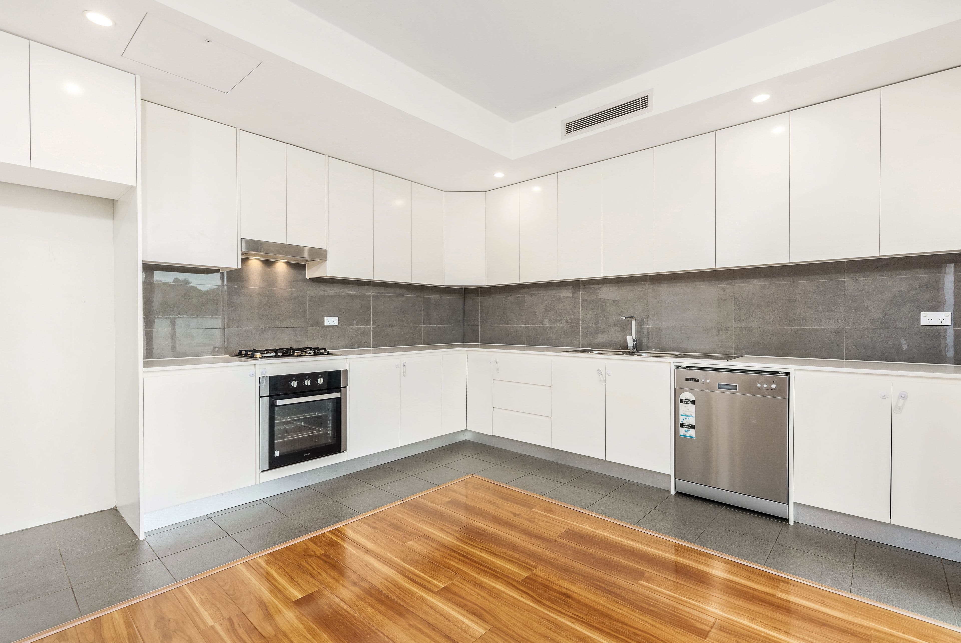 29-33 Joyce Street, Pendle Hill NSW 2145, Pendle Hill - Thumbnail 3