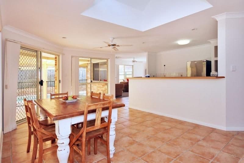 19 Altos Court, MUDGEERABA QLD 4213, Mudgeeraba - Thumbnail 7