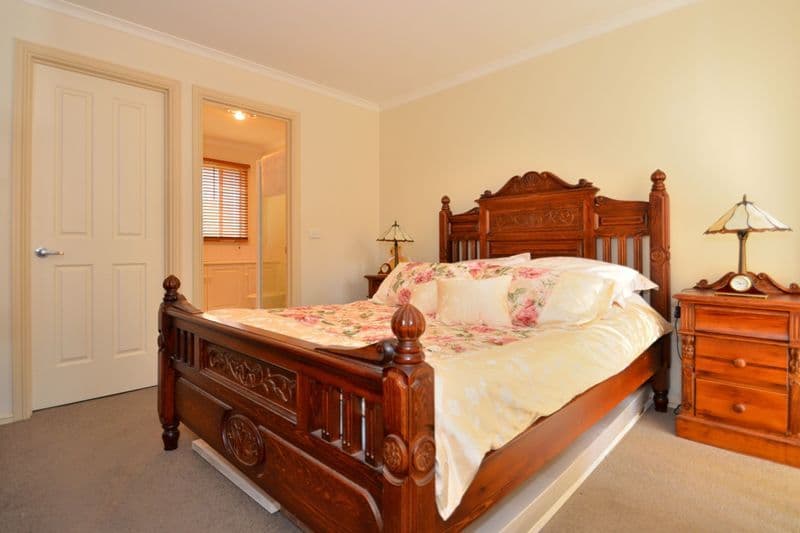 207 Nepean Street, GREENSBOROUGH VIC 3088, Greensborough - Thumbnail 5