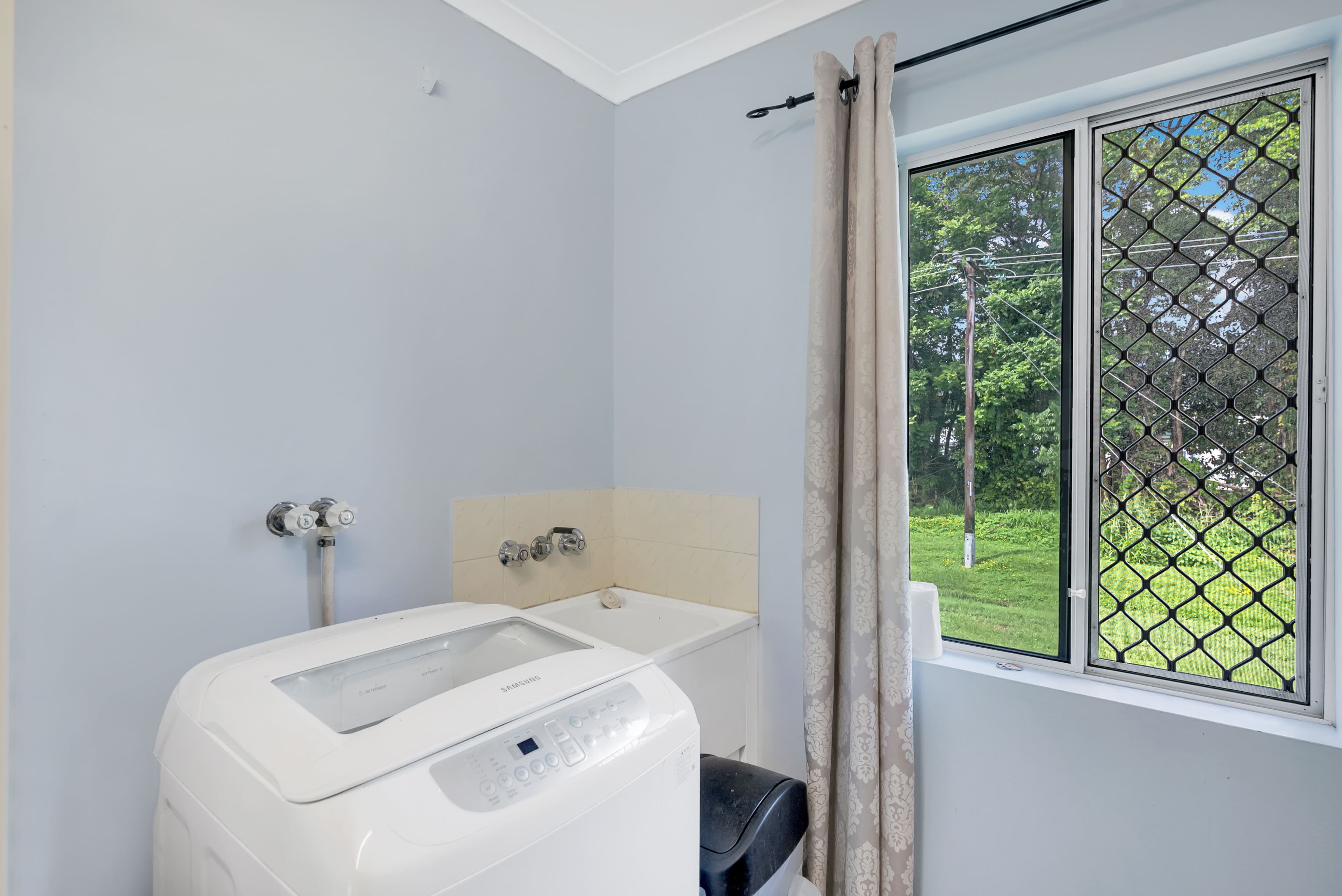 8 Bell Street, Bungalow QLD 4870, Bungalow - Thumbnail 6
