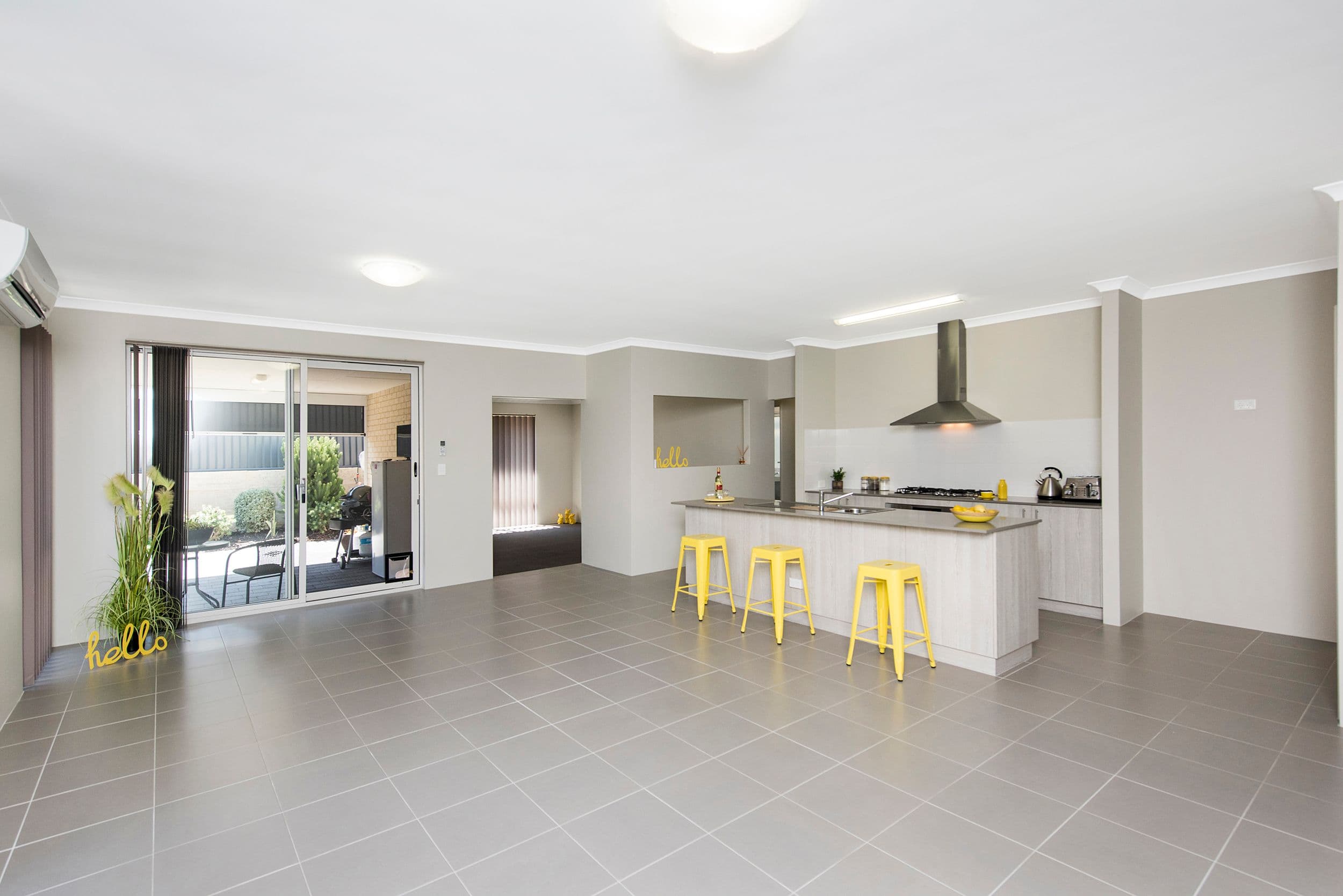 7 Holbeck Way, Baldivis WA 6171, Baldivis - Thumbnail 2