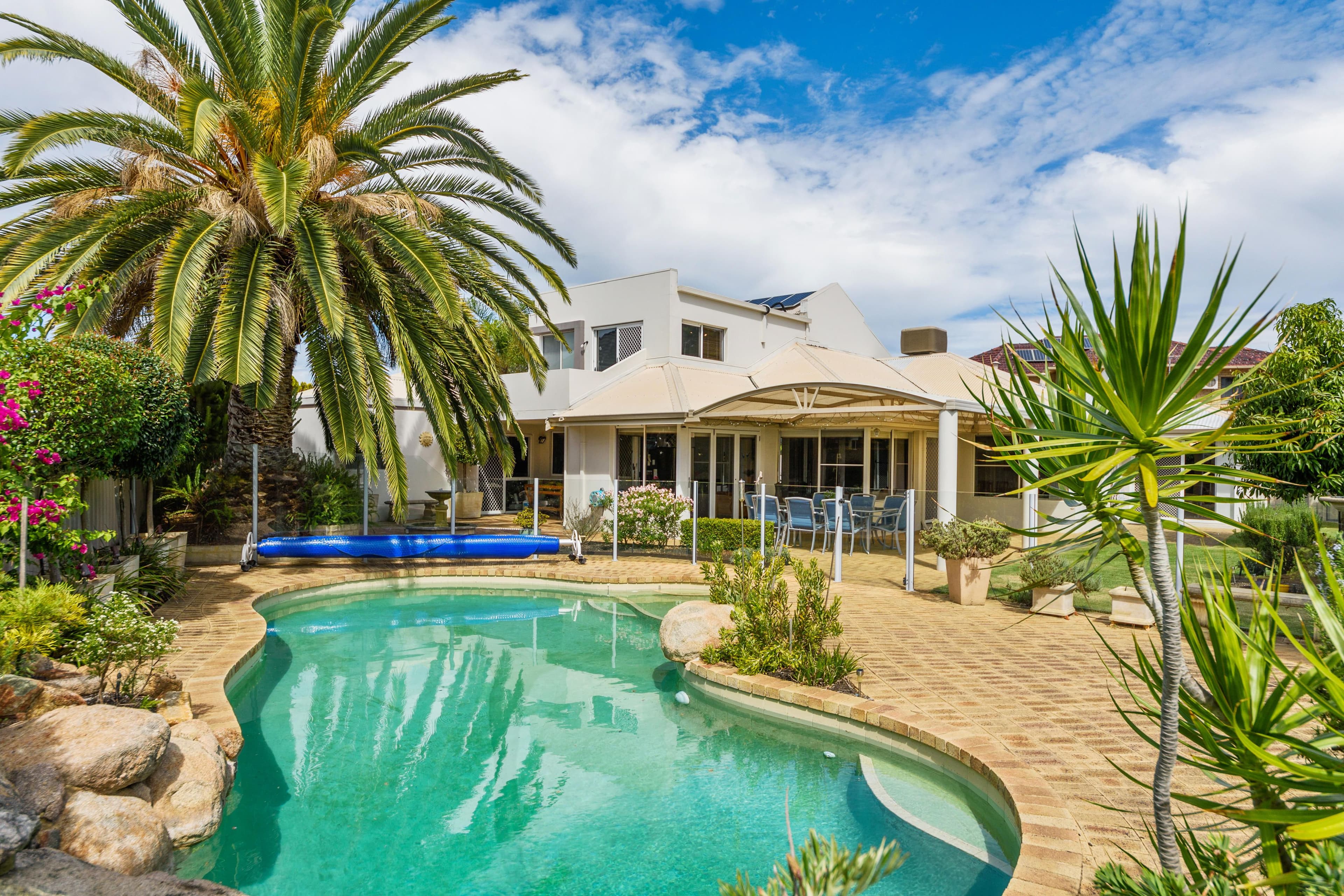 14 Tullamore Close, Waterford WA 6152, Waterford - Image 1