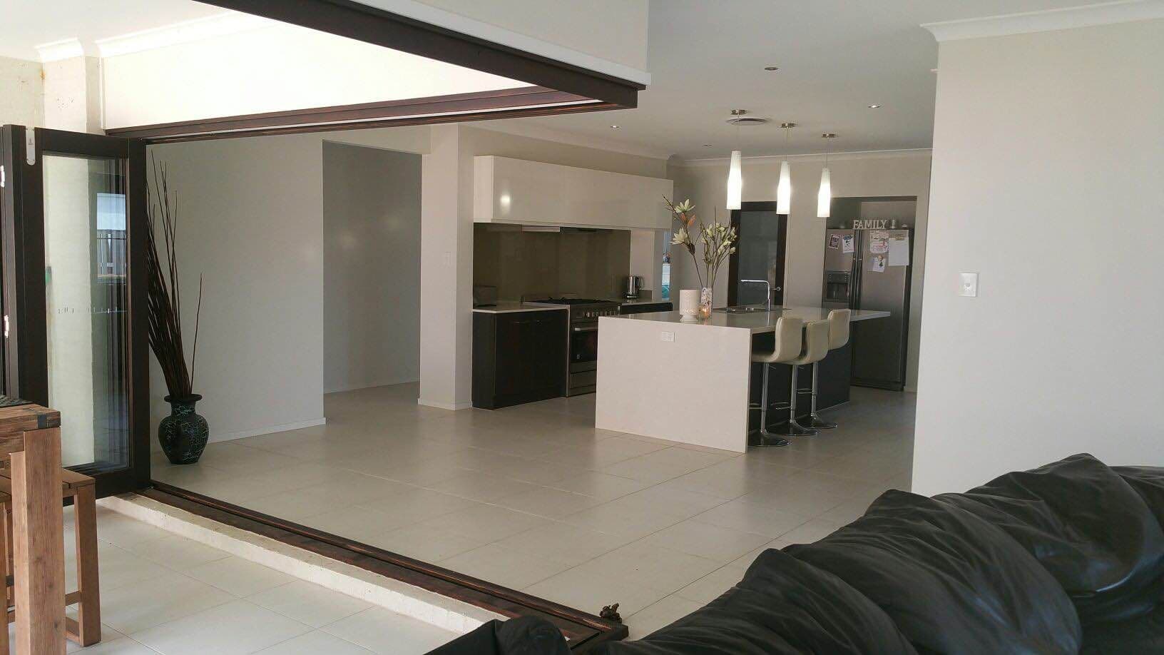 3 Woodview Court, Maudsland QLD 4210, Maudsland - Thumbnail 2