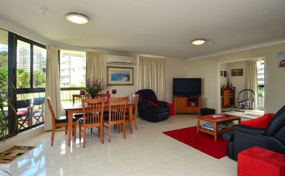 60 Goodwin Terrace, BURLEIGH HEADS QLD 4220, Burleigh Heads - Thumbnail 4