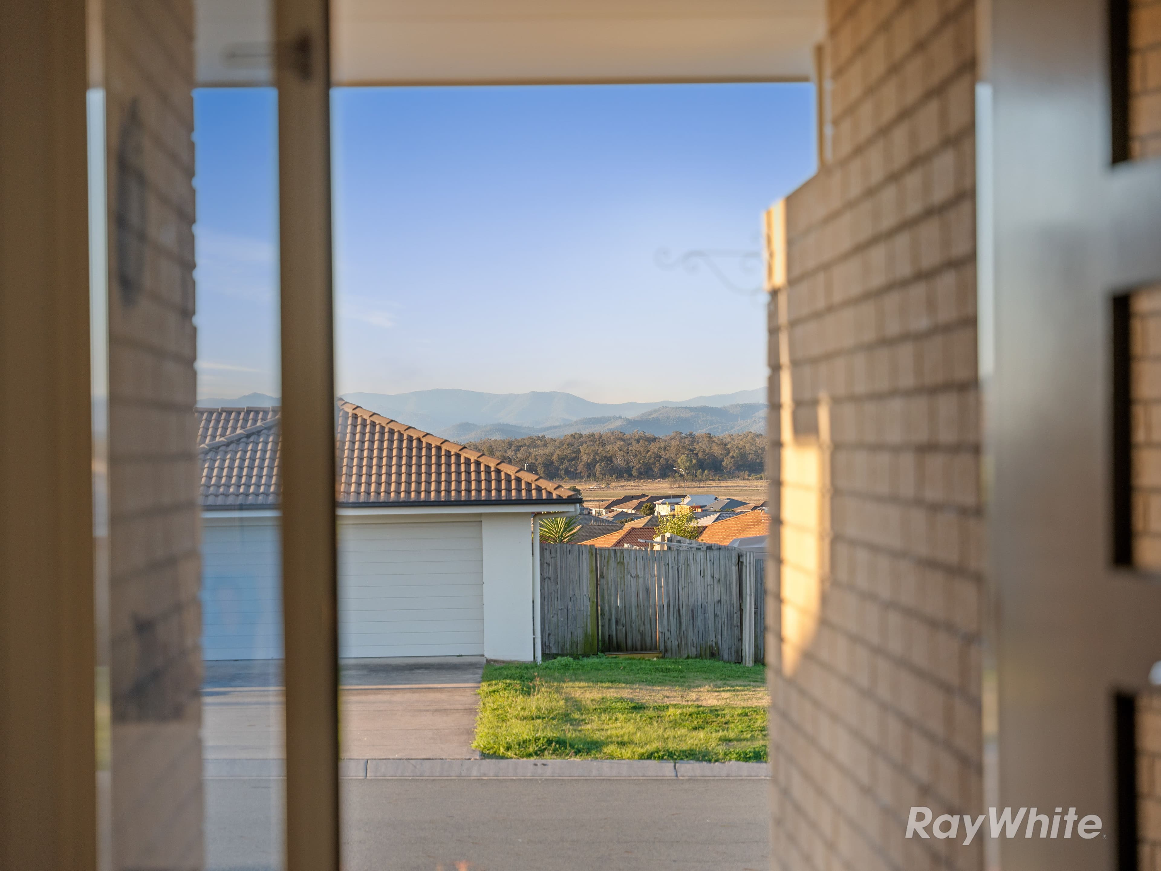 45 Tawney Street, Lowood QLD 4311, Lowood - Thumbnail 4