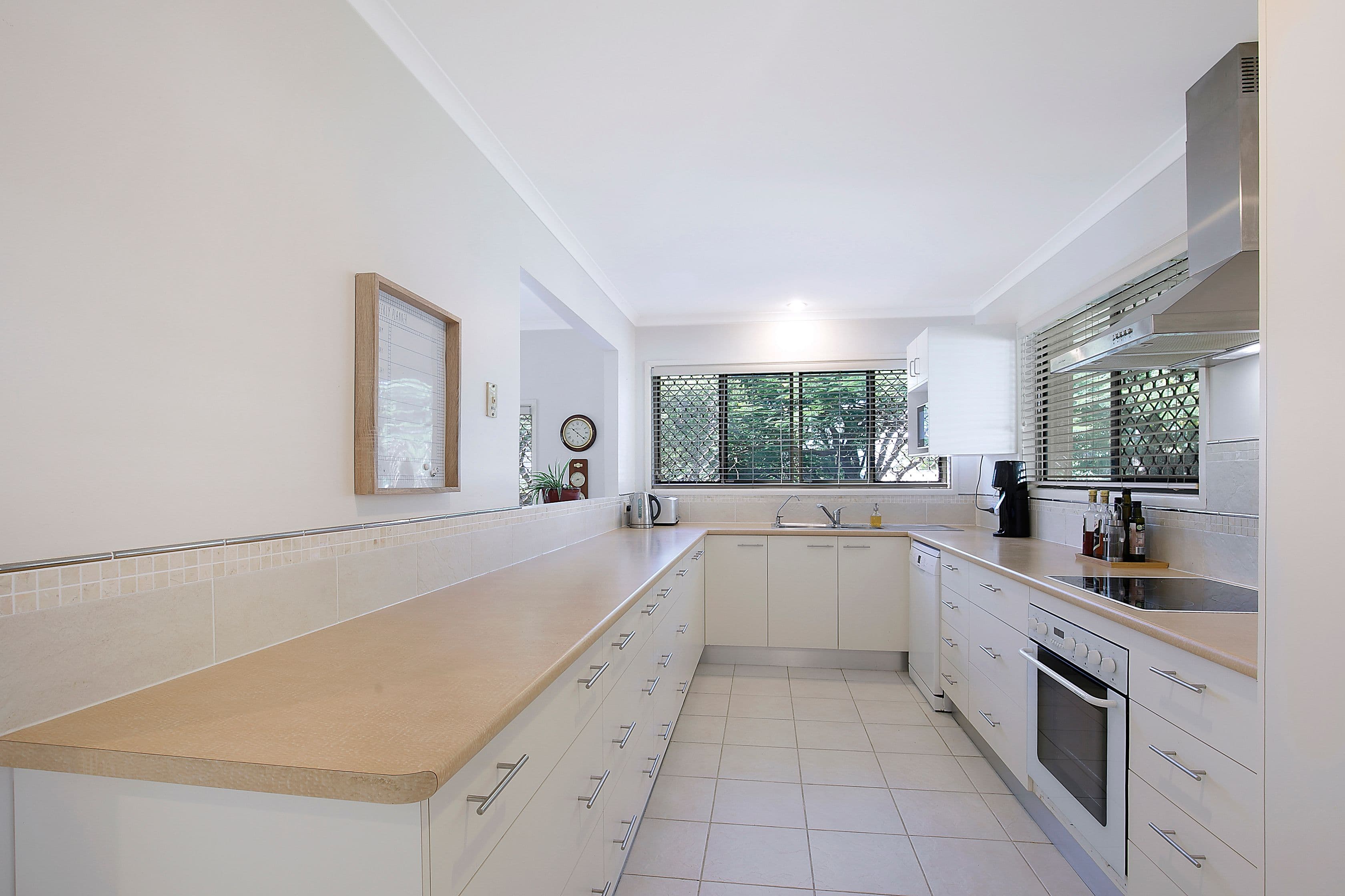 9 Monterey Avenue, Thornlands QLD 4164, Thornlands - Thumbnail 2