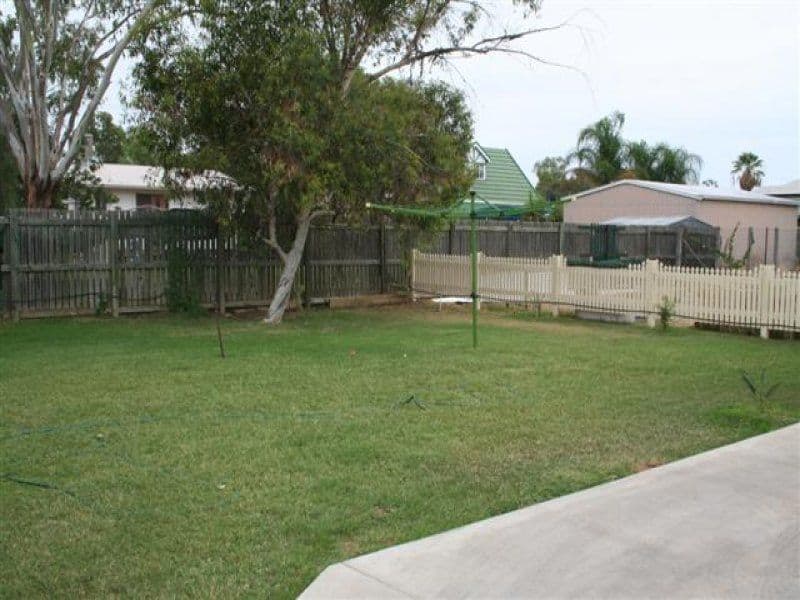 17 Lovell Street, ROMA QLD 4455, Roma - Thumbnail 8