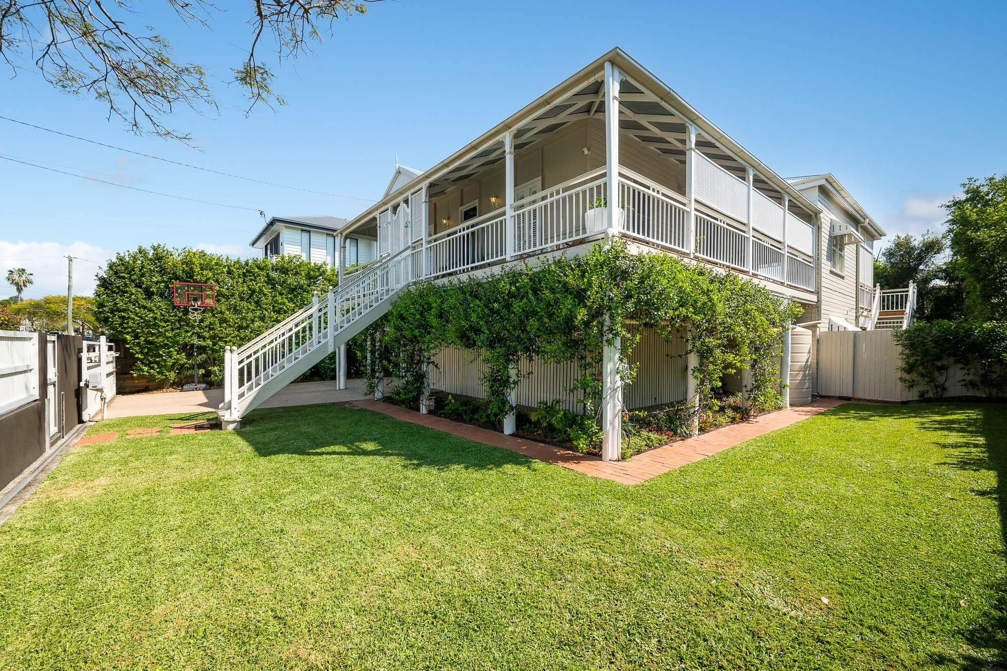 51 Elliott Street, Hawthorne QLD 4171, Hawthorne - Thumbnail 2