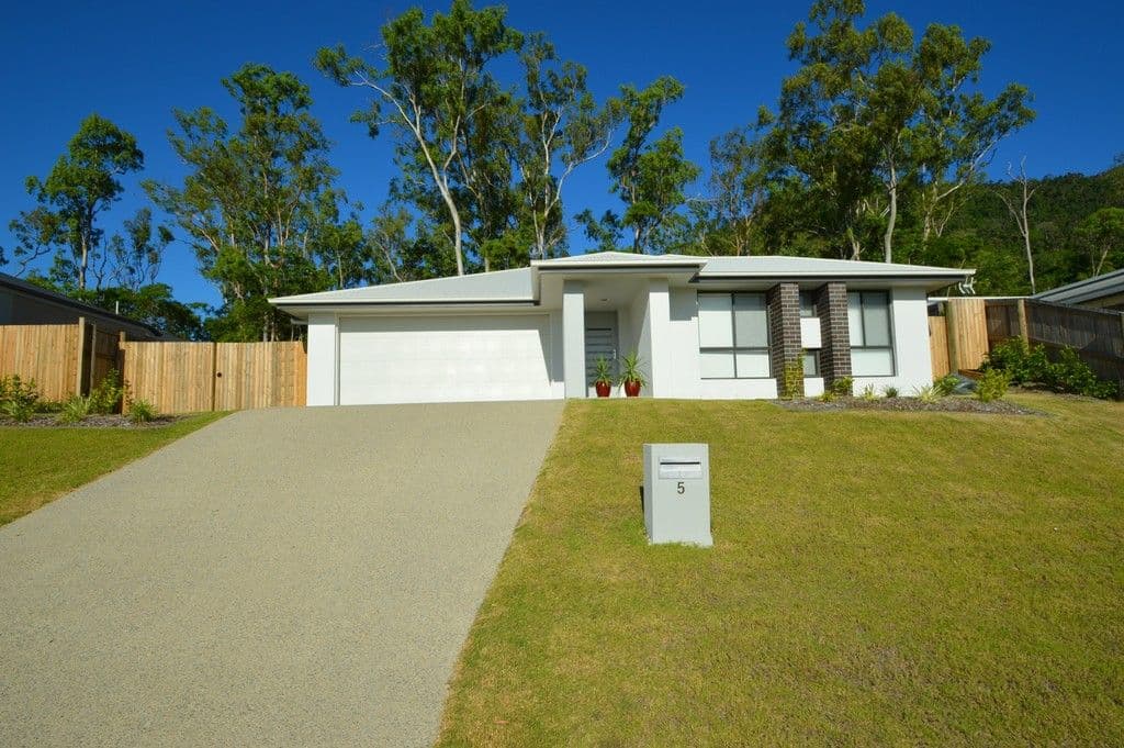 5 Pearl Street, Cannonvale QLD 4802, Cannonvale - Image 1