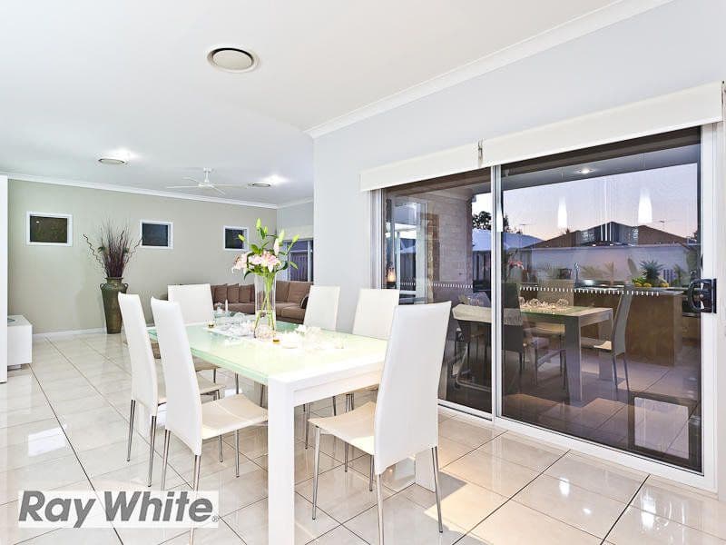 43 Wallaroo Circuit, NORTH LAKES QLD 4509, North Lakes - Thumbnail 6