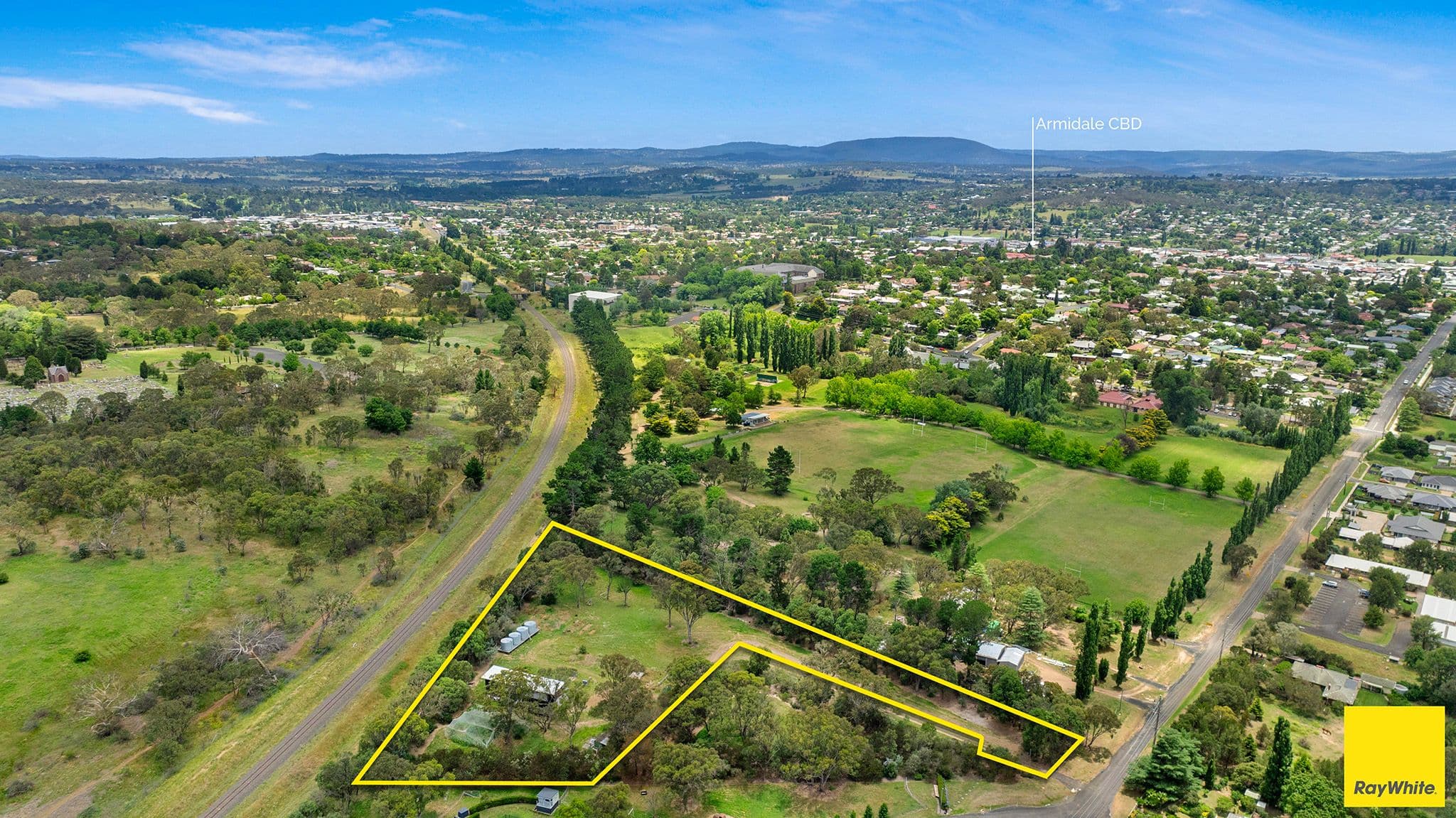 216 Taylor Street, Armidale NSW 2350, Armidale - Thumbnail 4