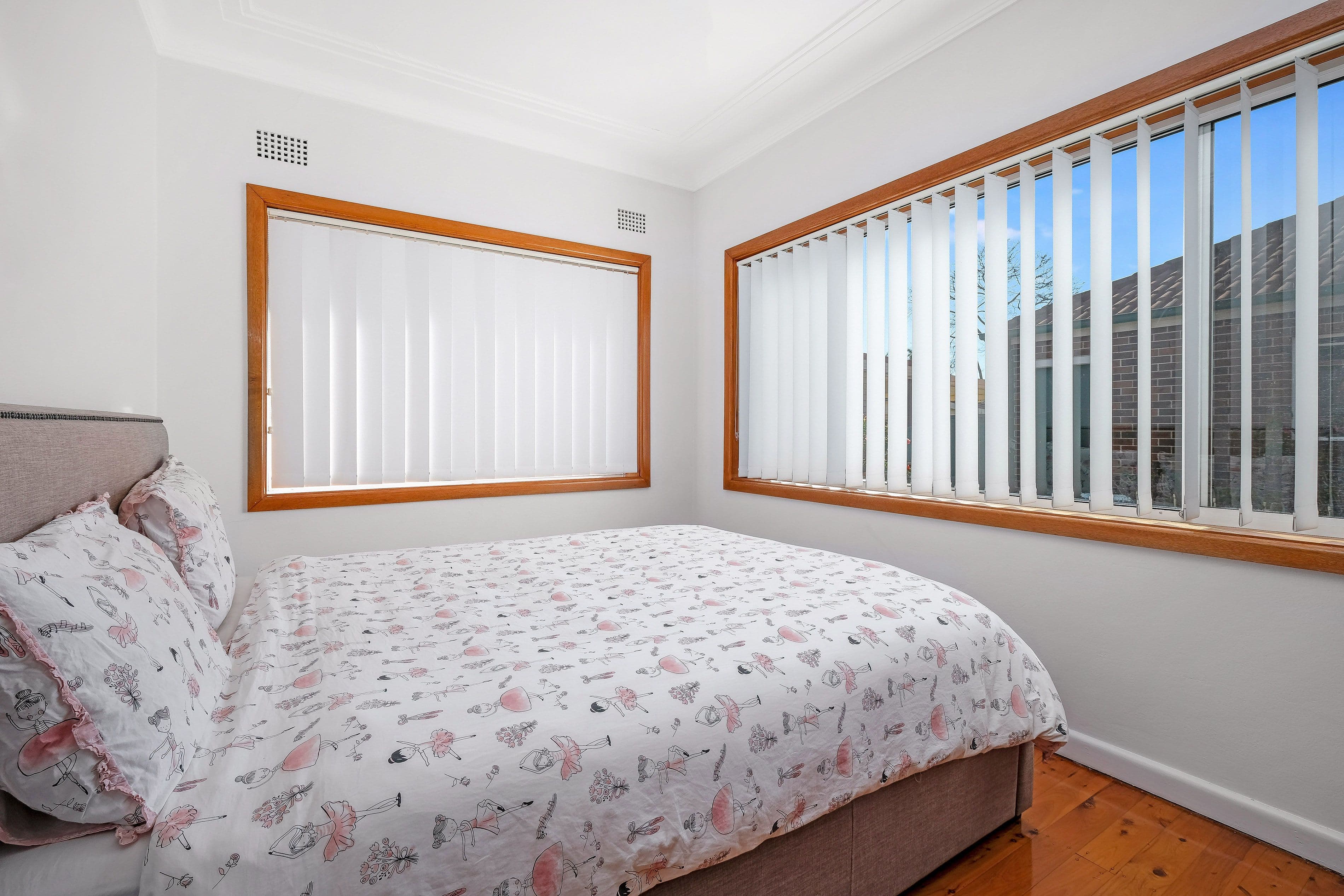 52 Cairns Street, Riverwood NSW 2210, Riverwood - Thumbnail 4