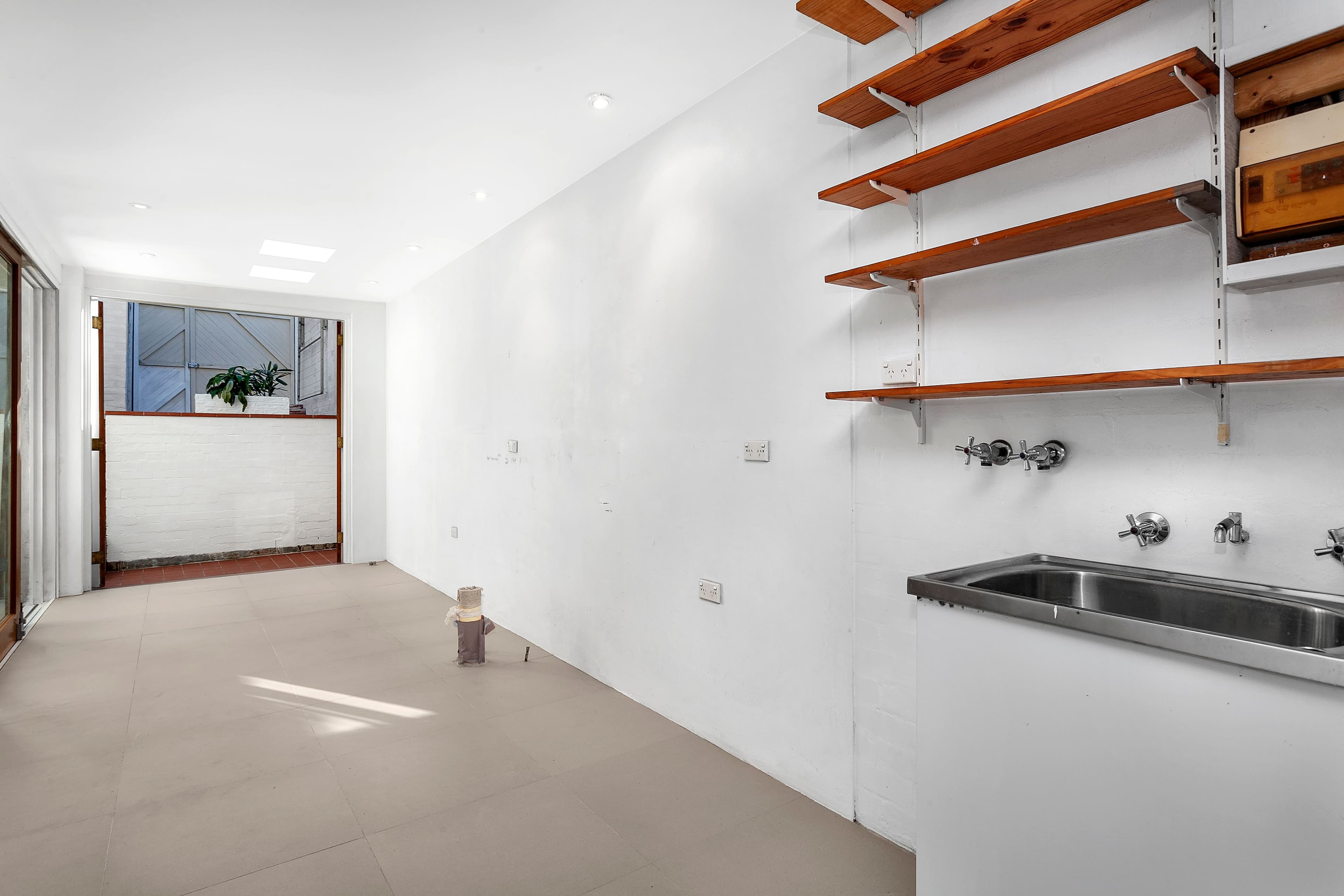 25 Alexander Street, Surry Hills - Thumbnail 3