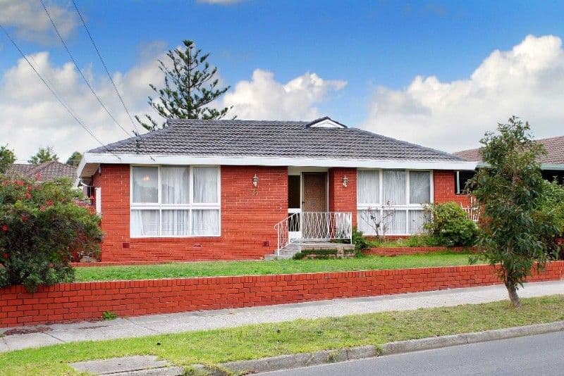 35 Sandhurst Crescent, BUNDOORA VIC 3083, Bundoora - Image 1
