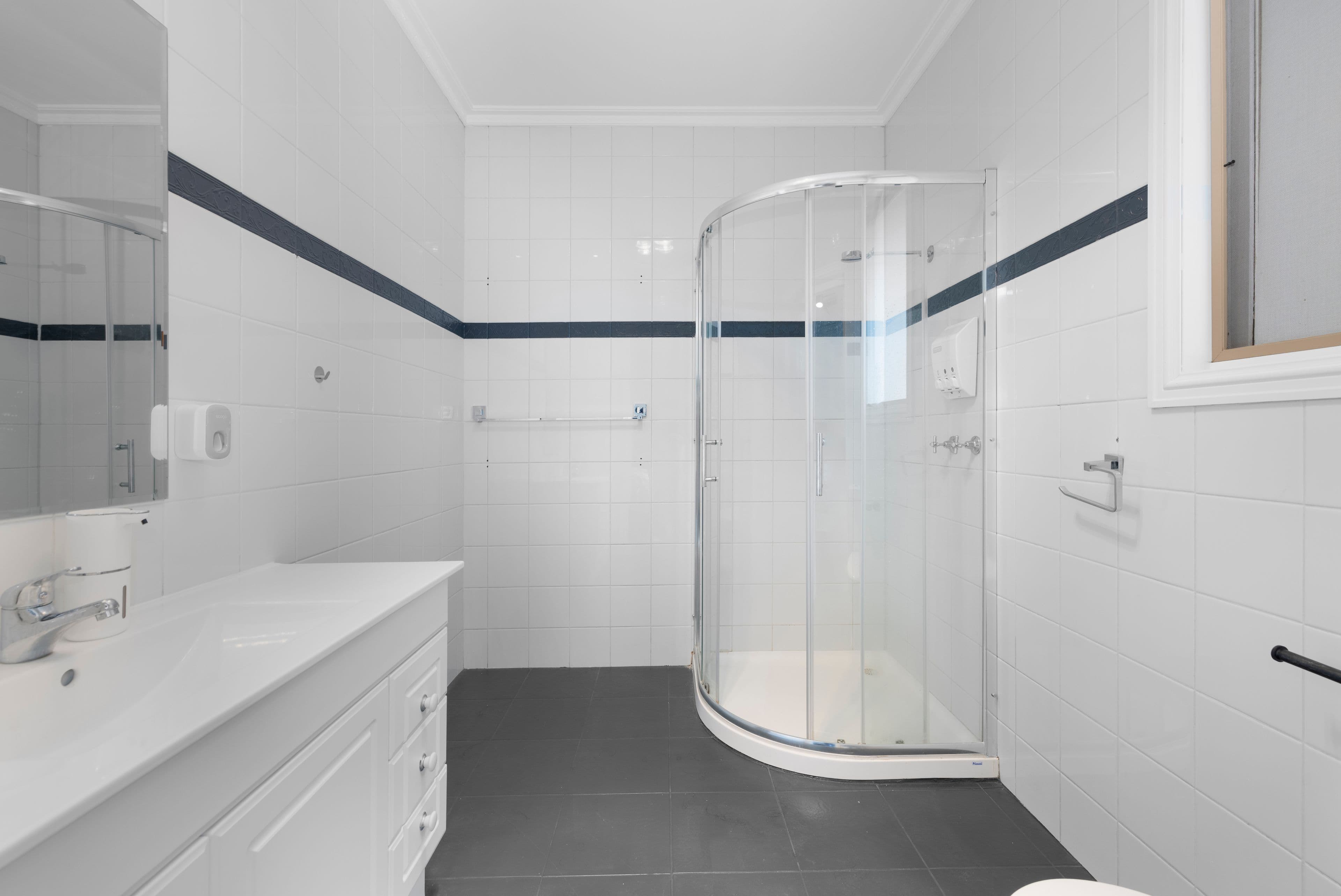 4 Bernard Street, Bayswater VIC 3153, Bayswater - Thumbnail 6