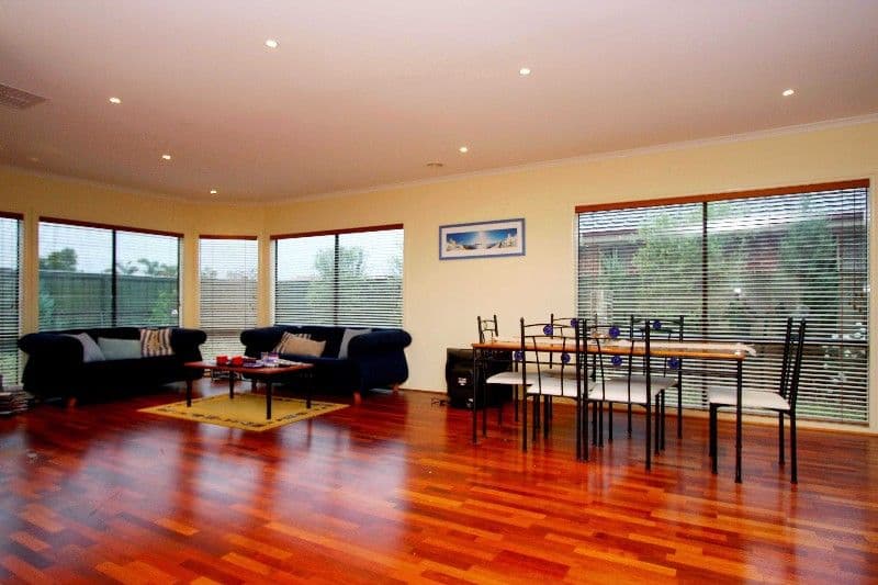 30 Cressida Crescent, SYDENHAM VIC 3037, Sydenham - Thumbnail 2