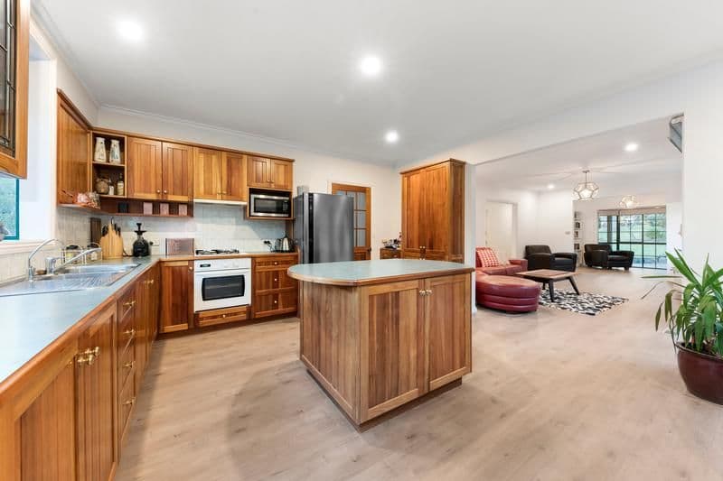 13 Far View Crescent, Ridgehaven SA 5097, Ridgehaven - Thumbnail 7