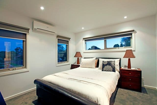 2 Robins Avenue, RESERVOIR VIC 3073, Reservoir - Thumbnail 8