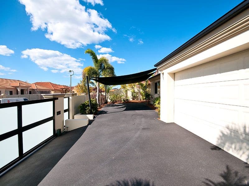 12 Ulrike Way, BENOWA WATERS QLD 4217, Benowa - Thumbnail 6