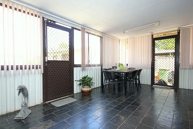 221 Henry Lawson Drive, GEORGES HALL NSW 2198, Georges Hall - Thumbnail 8