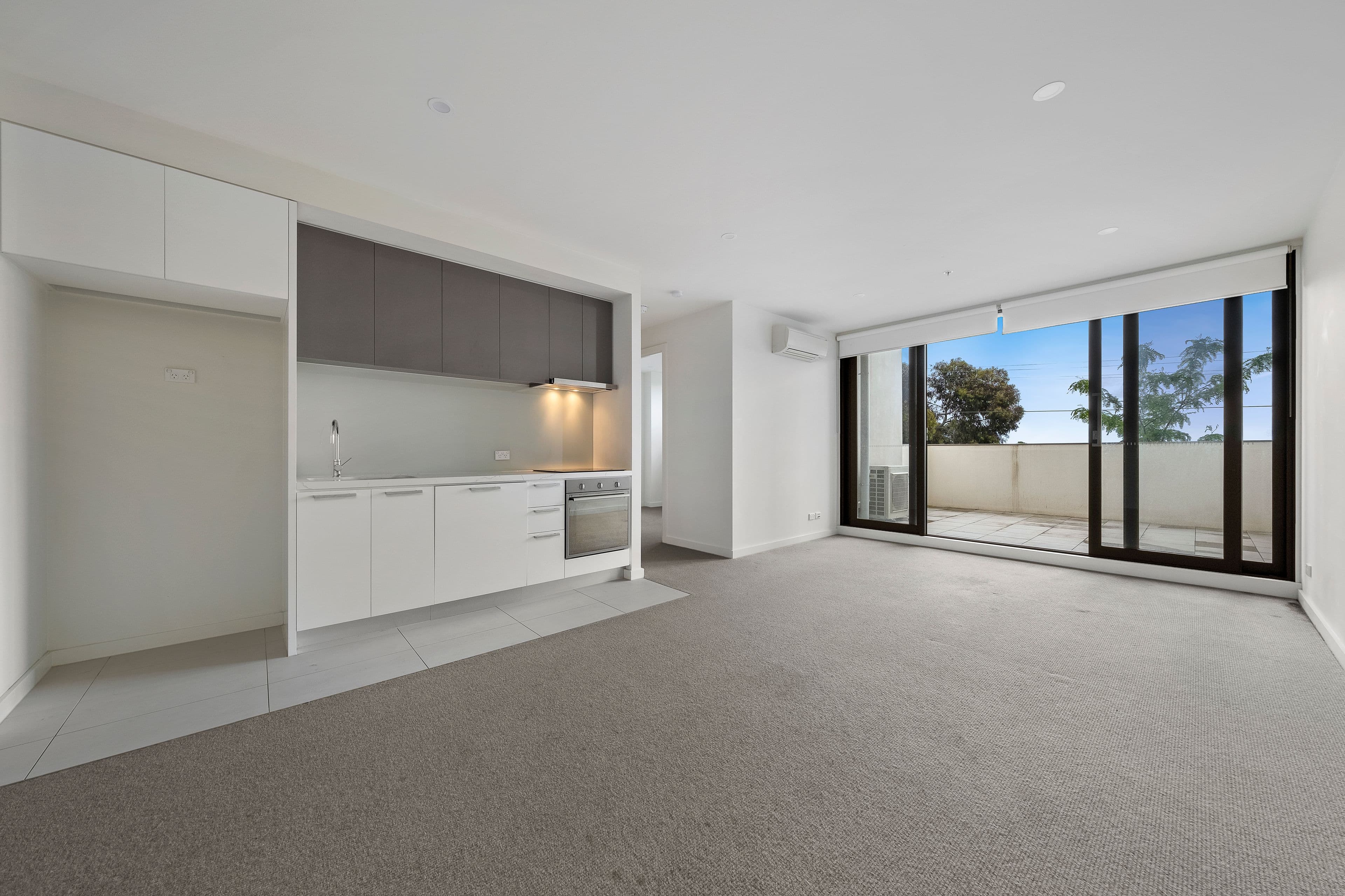 57 Middleborough Road, Burwood East VIC 3151, Burwood - Thumbnail 5