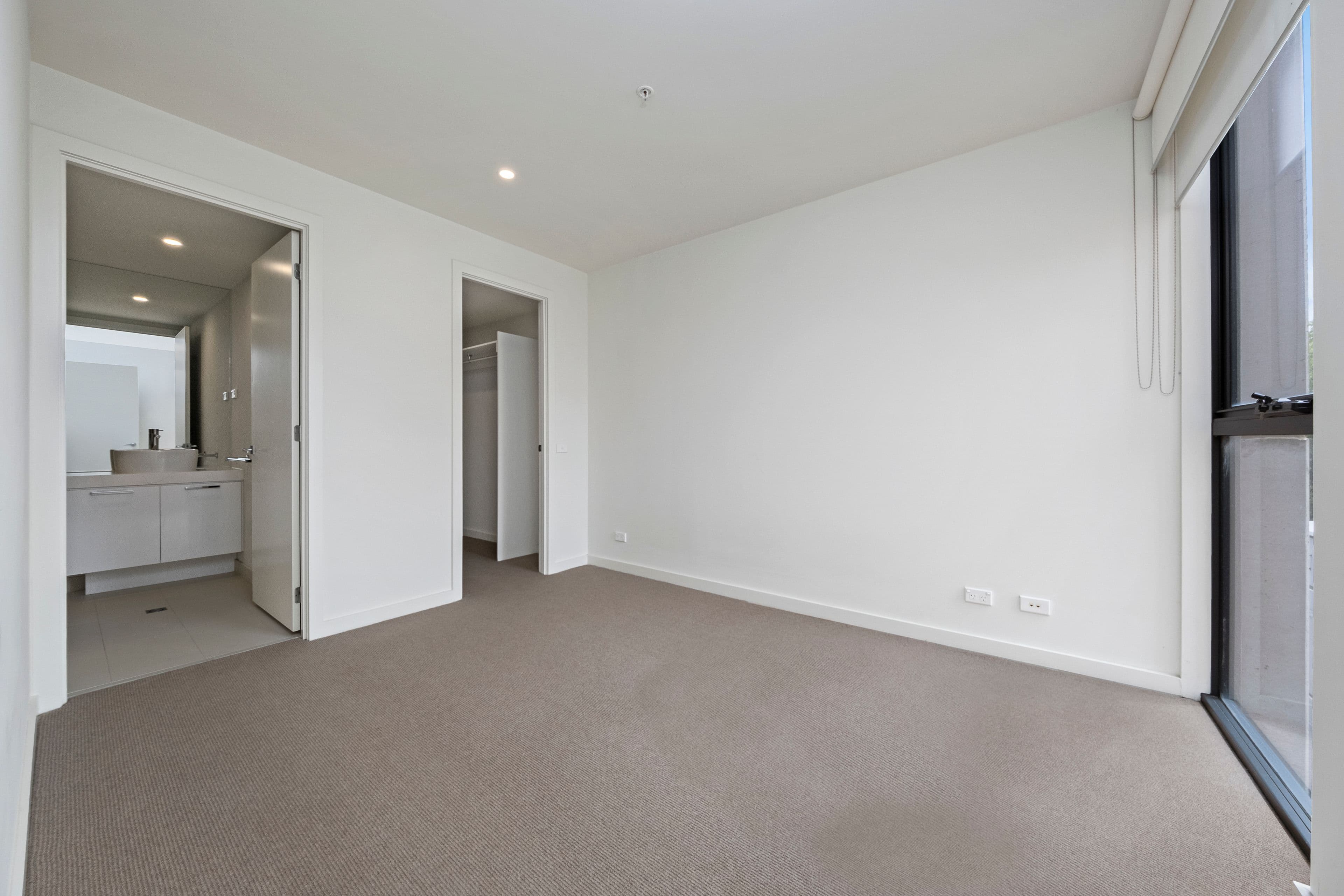 57 Middleborough Road, Burwood East VIC 3151, Burwood - Thumbnail 6