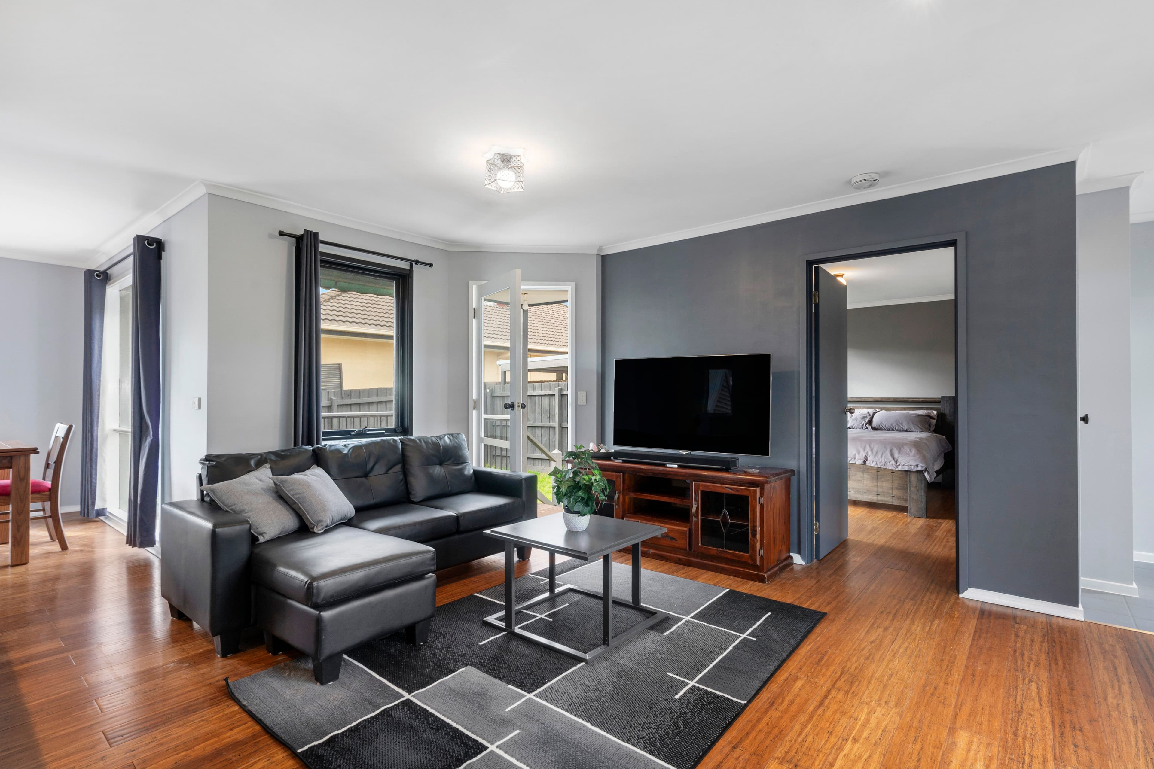 7 Kevin Street, Mount Waverley VIC 3149, Mount Waverley - Thumbnail 2