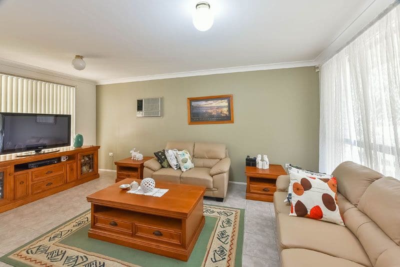 15 Beyer Place, Currans Hill - Thumbnail 2