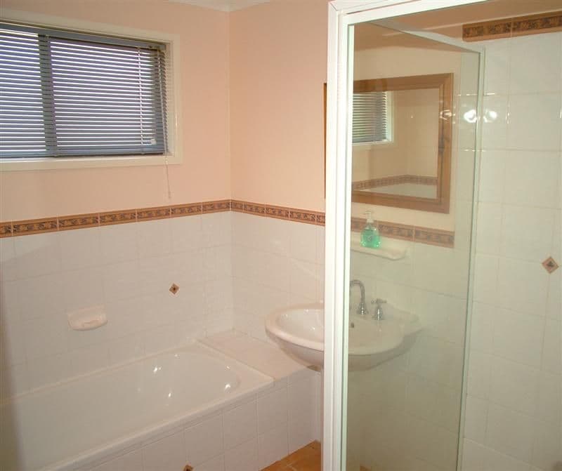 18   Lawson Street, DUBBO NSW 2830, Dubbo - Thumbnail 5