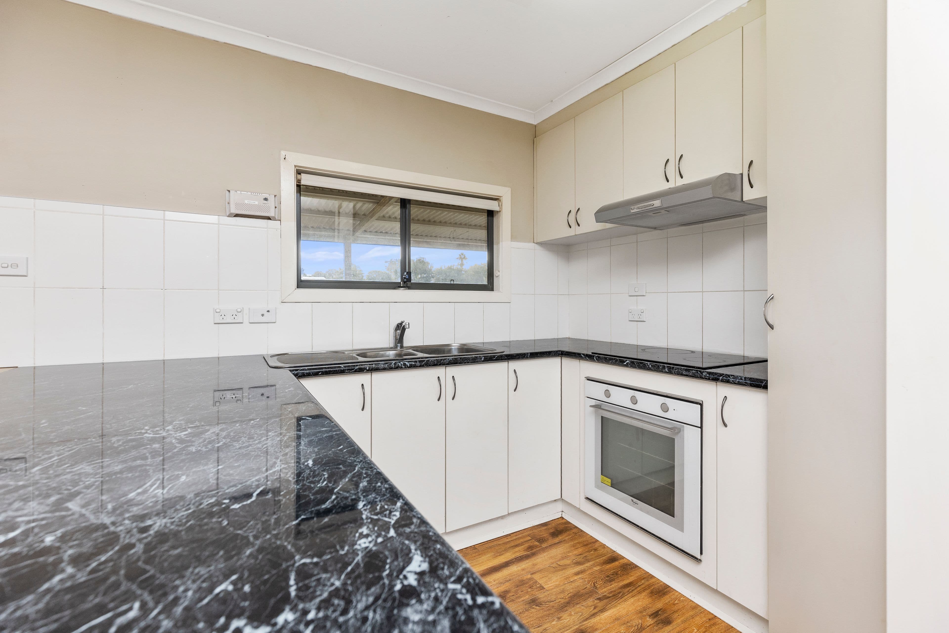 27A Percy Street, Junee NSW 2663, Junee - Thumbnail 2
