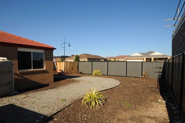 1 Coombes Court, POINT COOK VIC 3030, Point Cook - Thumbnail 7